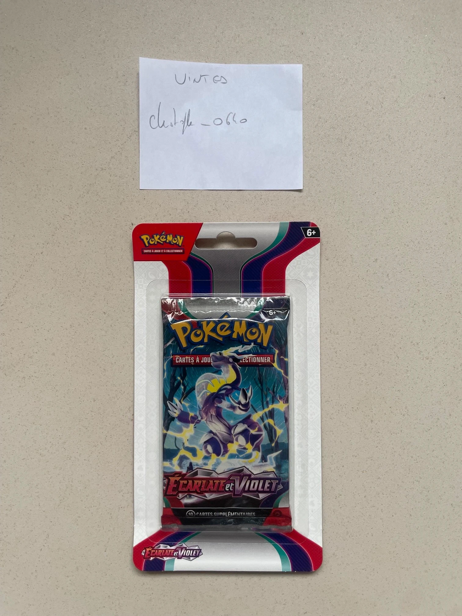 Artset, lot de 4 boosters pokémon nuevos sellados de 10 cartas cada uno, serie escarlata y violeta, EV1 – photo 3